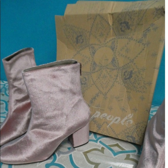 Free People Velvet Cecile Bootie Rose Ankle Boots - Picture 9 of 11